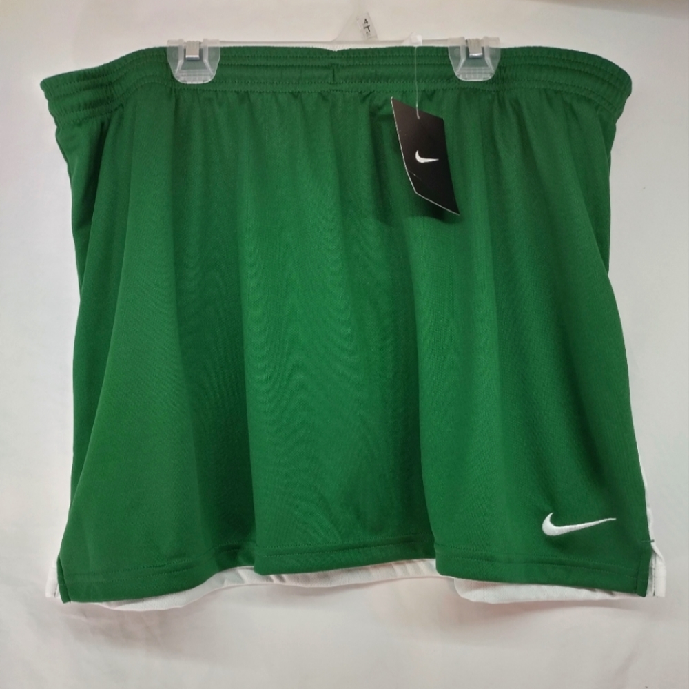 NWT Nike lacrosse skirt xxl